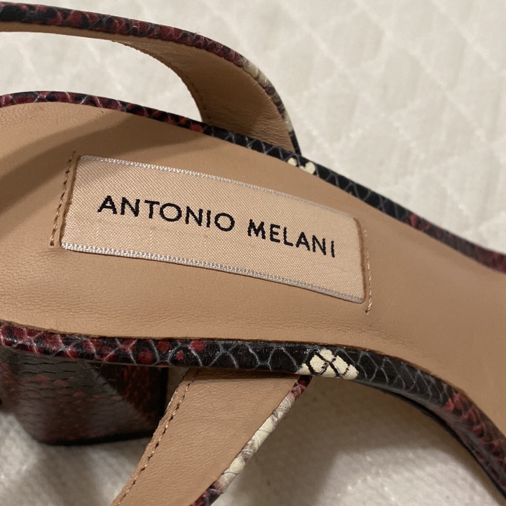 Antonio Melani 7.5 snake skin print heels - Picture 3 of 3